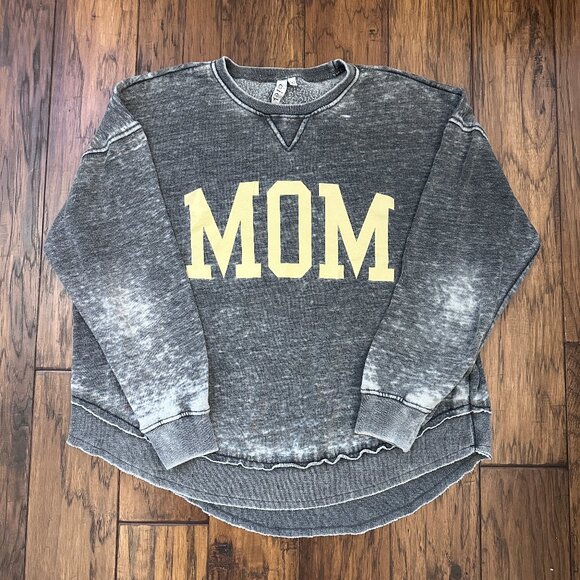 Gray "Mom" Sweatshirt - Picture 1 of 3